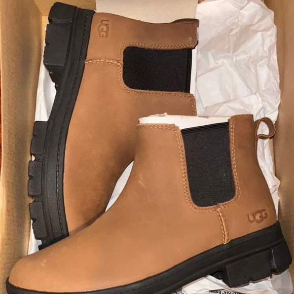 UGG Tan Leather K Ashton Chelsea Boots - Picture 3 of 6